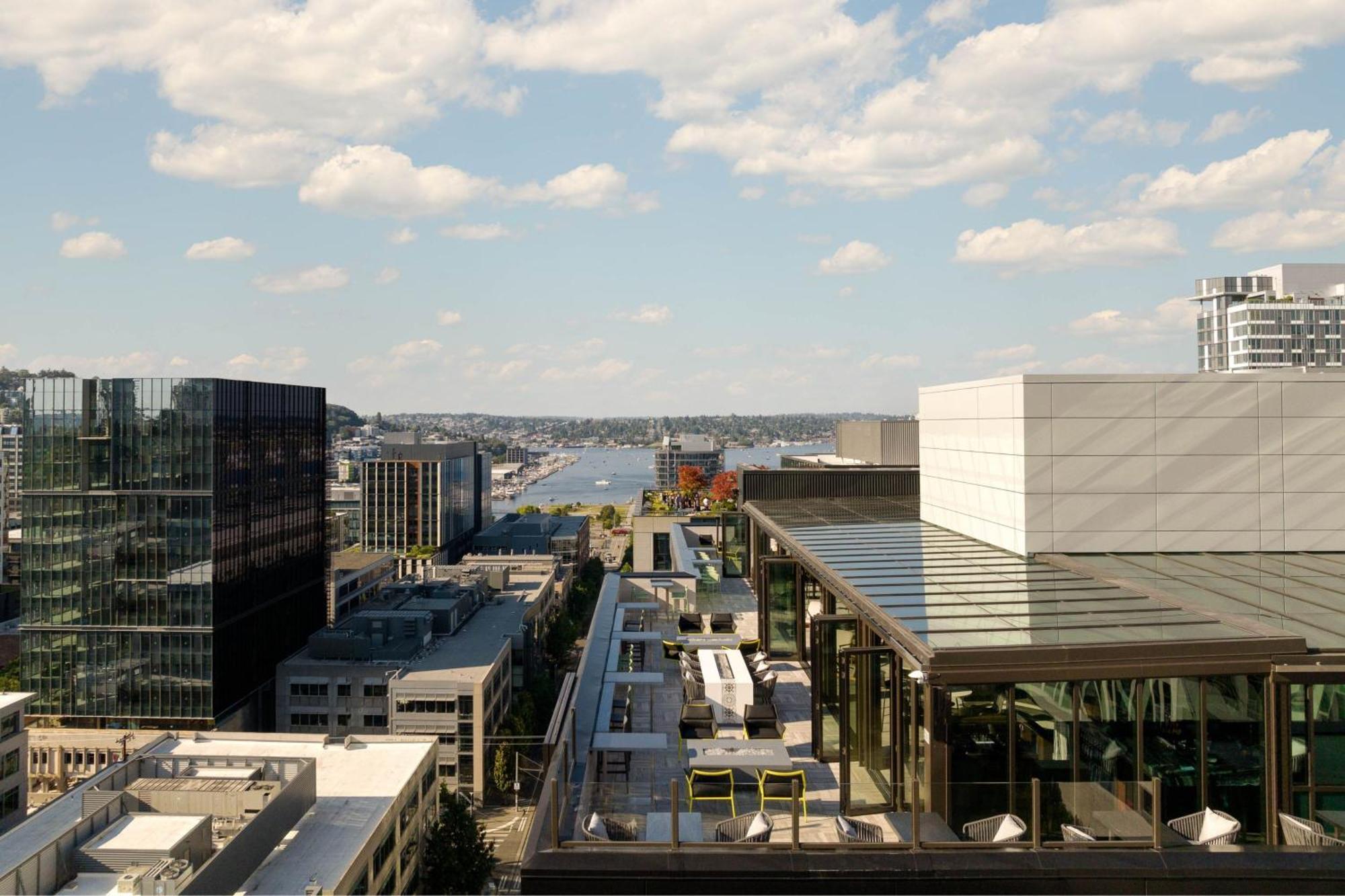 Astra Hotel, Seattle, A Tribute Portfolio Hotel By Marriott Экстерьер фото